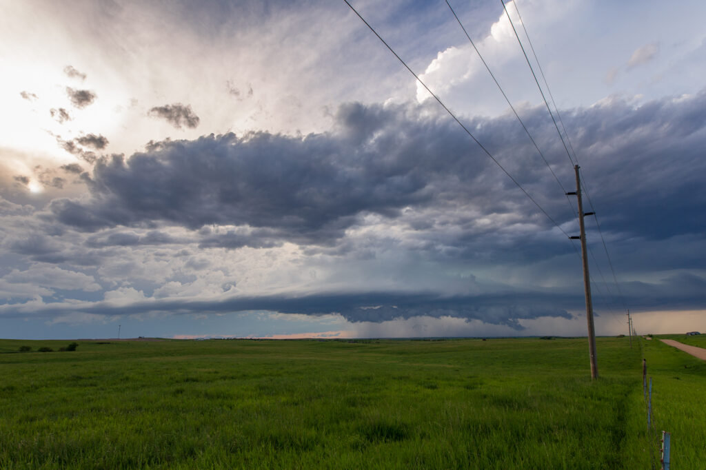 Couldn't get these stupid power lines out of my shot no matter what I tried on this road.