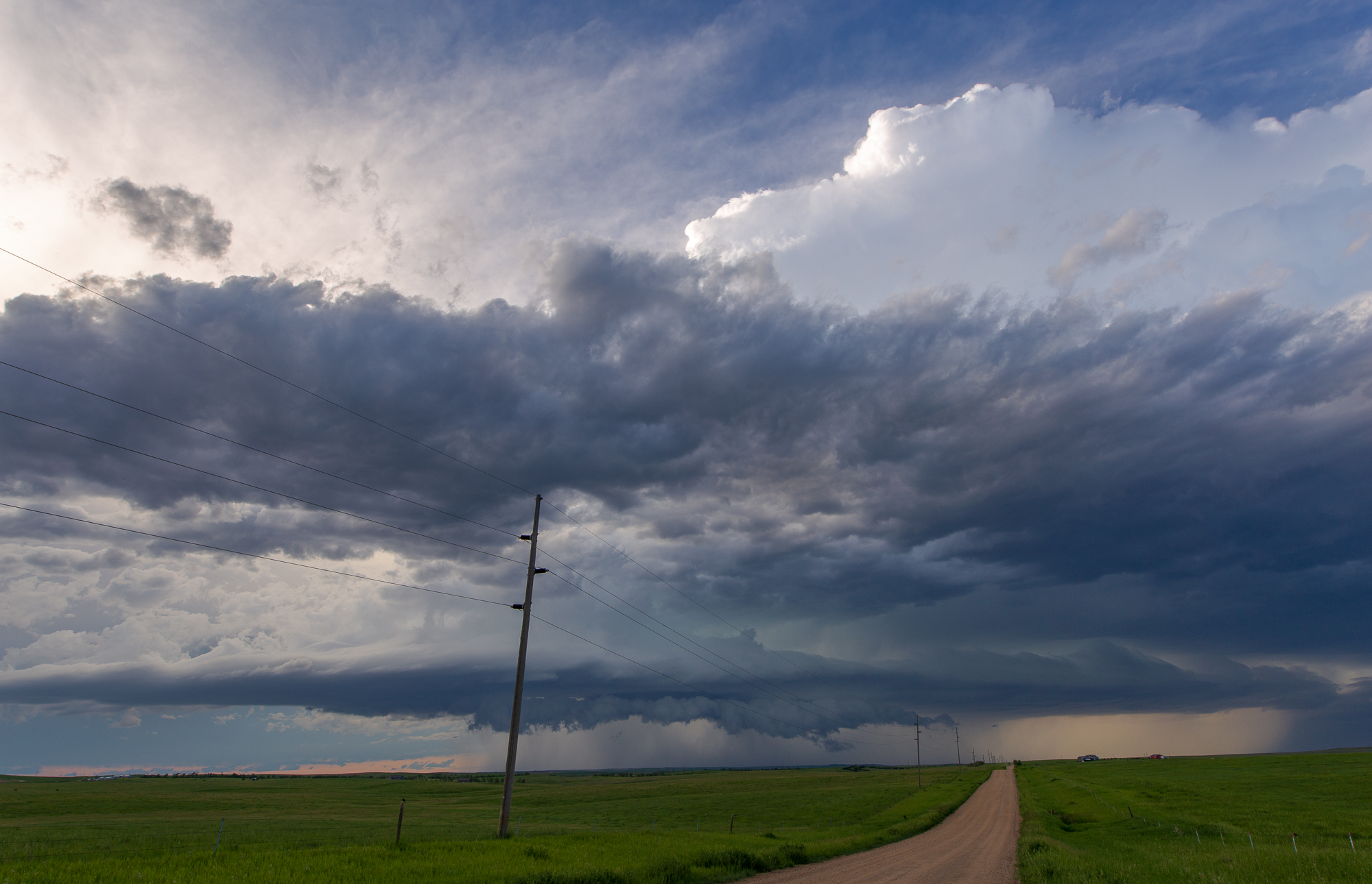 Shelf Cloud north of Murdo
