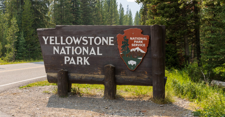 Yellowstone Sign